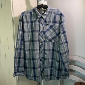 Men’s Columbia Button Up